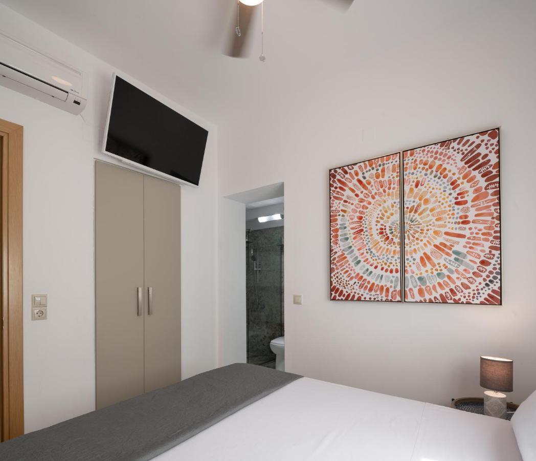 Alba Bianca Villa, Family Retreat With Heated Pool By Thinkvilla แอร์ซอนิสซอส ภายนอก รูปภาพ