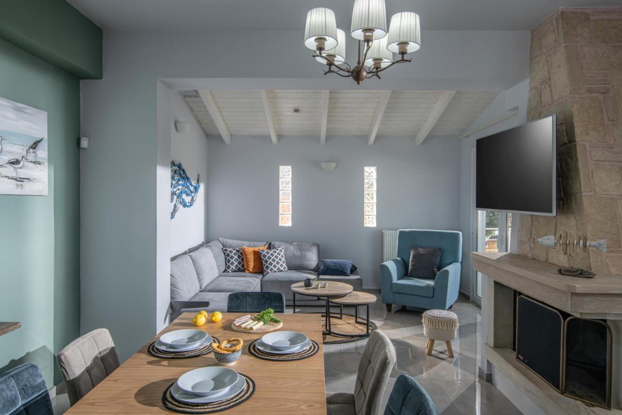 Alba Bianca Villa, Family Retreat With Heated Pool By Thinkvilla แอร์ซอนิสซอส ภายนอก รูปภาพ