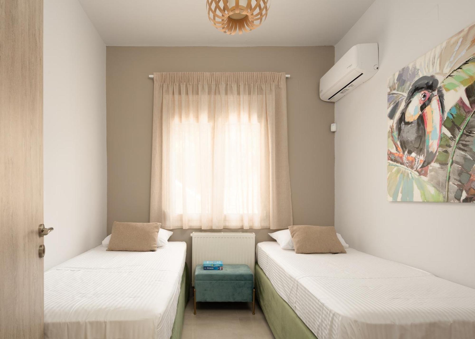 Alba Bianca Villa, Family Retreat With Heated Pool By Thinkvilla แอร์ซอนิสซอส ภายนอก รูปภาพ